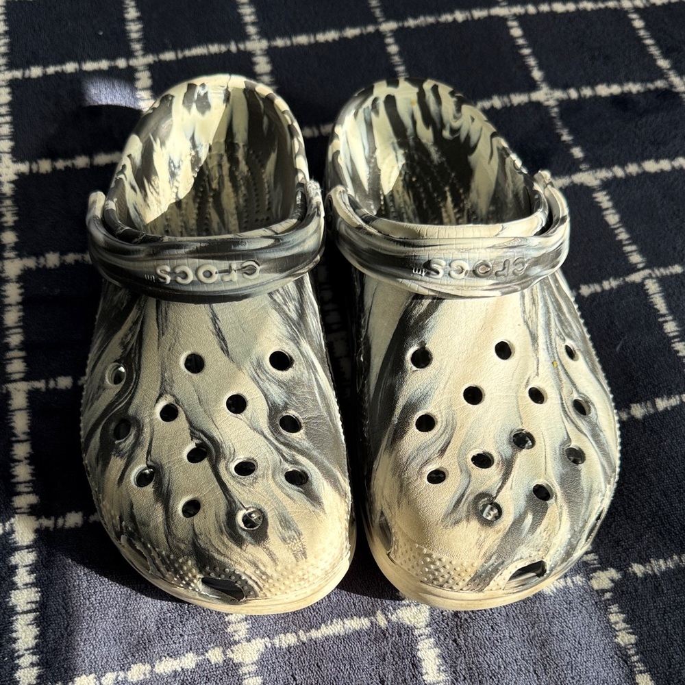 CROCS Camouflage Pattern Clogs